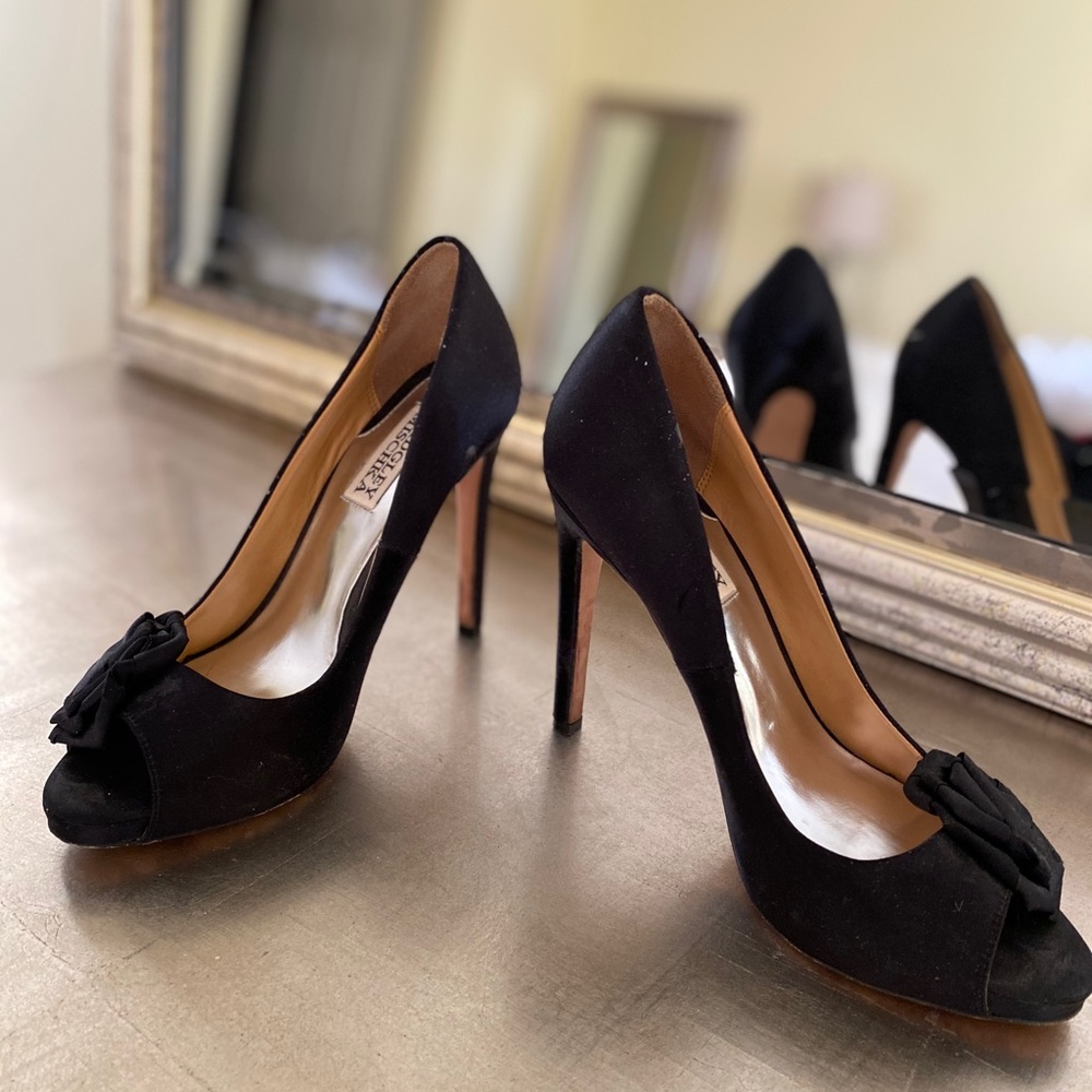 Black satin sexy heel Badgley Mischka